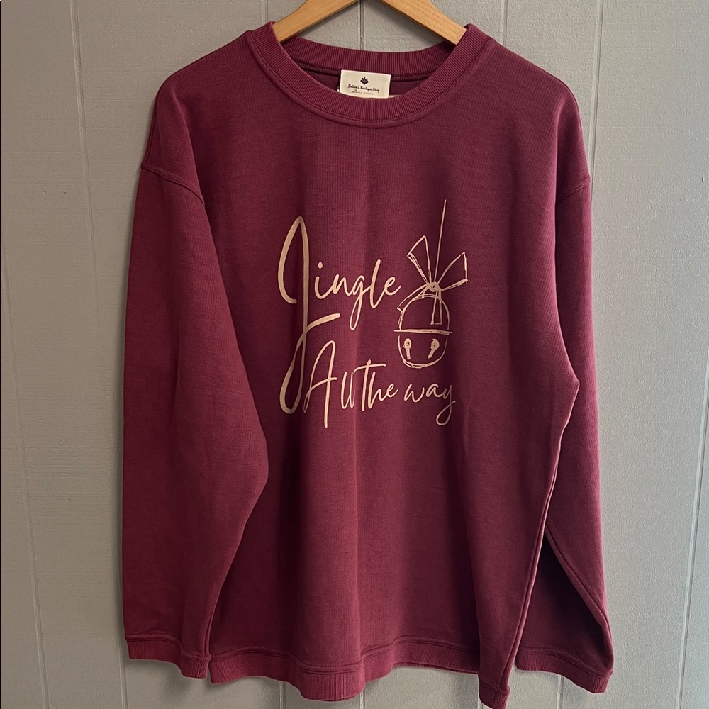 NWOT Betsey’s Boutique Shop Christmas Sweatshirt Large